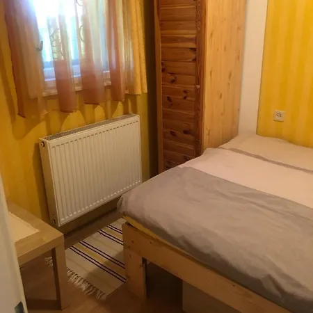 Oeroekzoeld Appartement Balatonfenyves