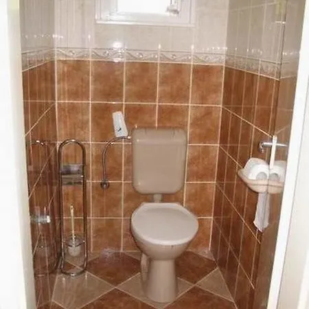 Apartment Oeroekzoeld Balatonfenyves