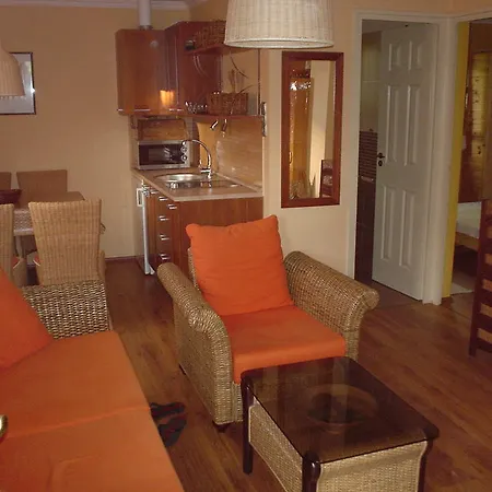 Apartment Oeroekzoeld Balatonfenyves